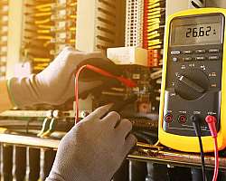 Manutenção preventiva e corretiva instalações elétricas Manutenção preventiva e corretiva instalações elétricas