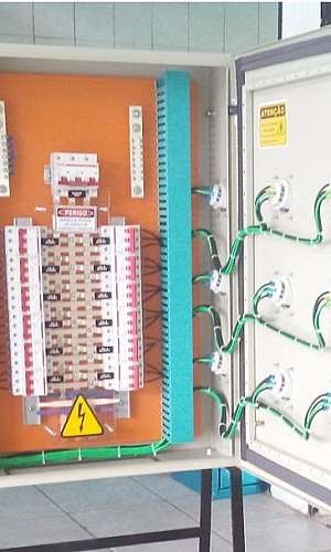 Empresas de montagem de painéis elétricos Empresas de montagem de painéis elétricos