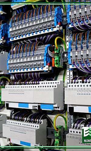 Montagem de Painéis Elétricos Montagem de Painéis Elétricos